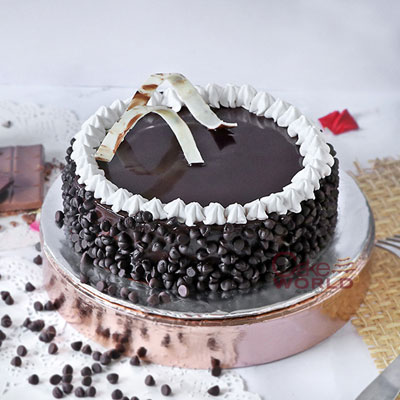 Crunchy Chocochip Cake