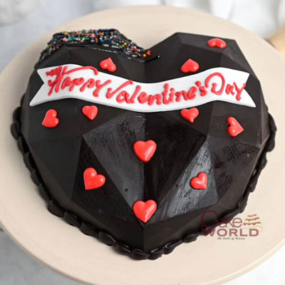 Valentine Pinata Cake