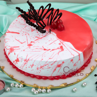 Amazing Yummy Strawberry Cake